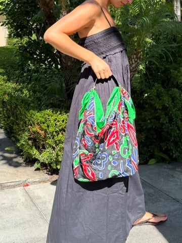 Le Noué — Vintage Yves Saint Laurent Silk Carré, Abstract