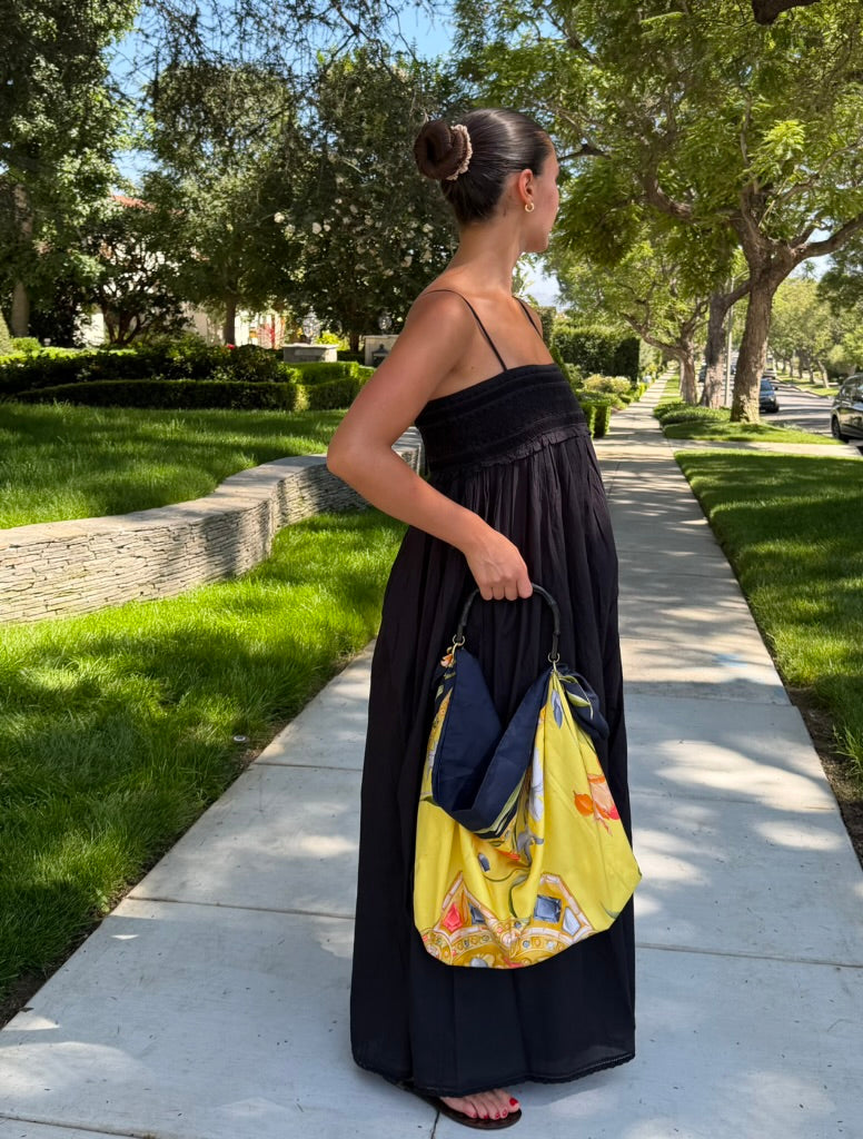 Le Noué — Vintage Leonard Silk Carré, Iris & Jewel
