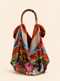 Le Noué — Vintage Gucci Silk Carré, Wreath & Wicker
