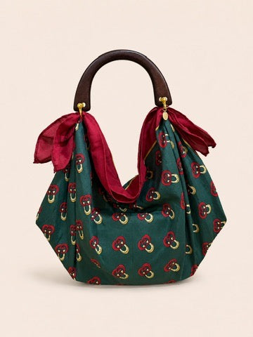 Le Noué — Vintage Gucci Silk Petite, GG Horsebit