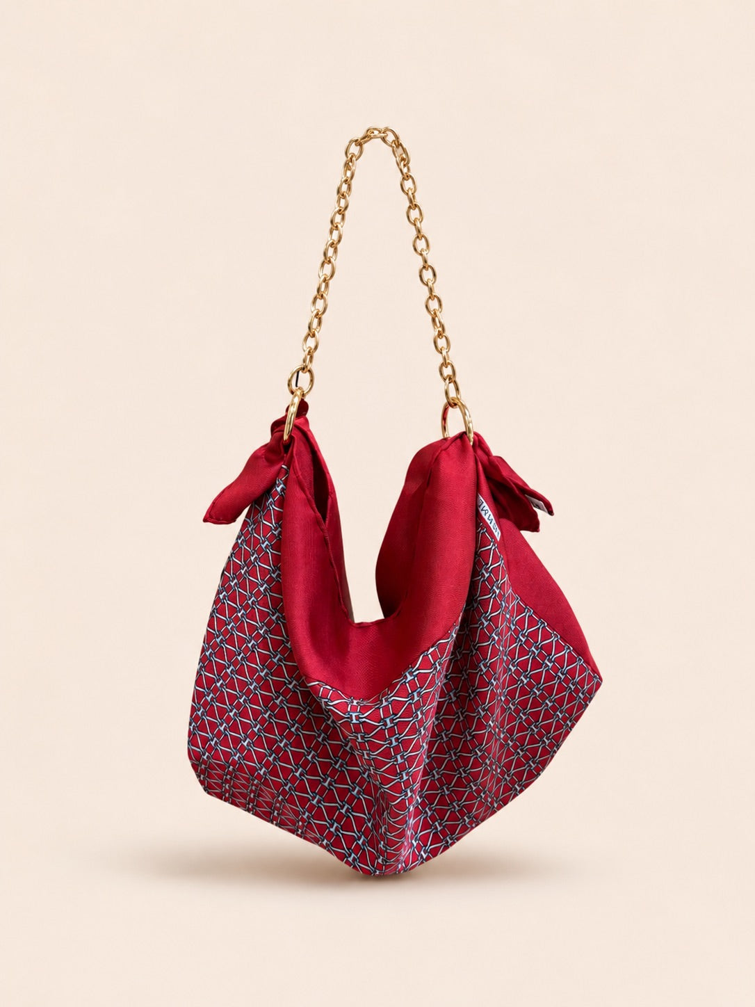 Le Noué — Vintage Hermès Silk Petite, Equestrian