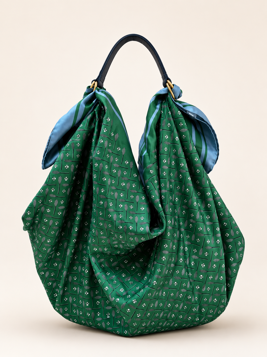 Le Noué — Vintage Lacoste Silk Carré
