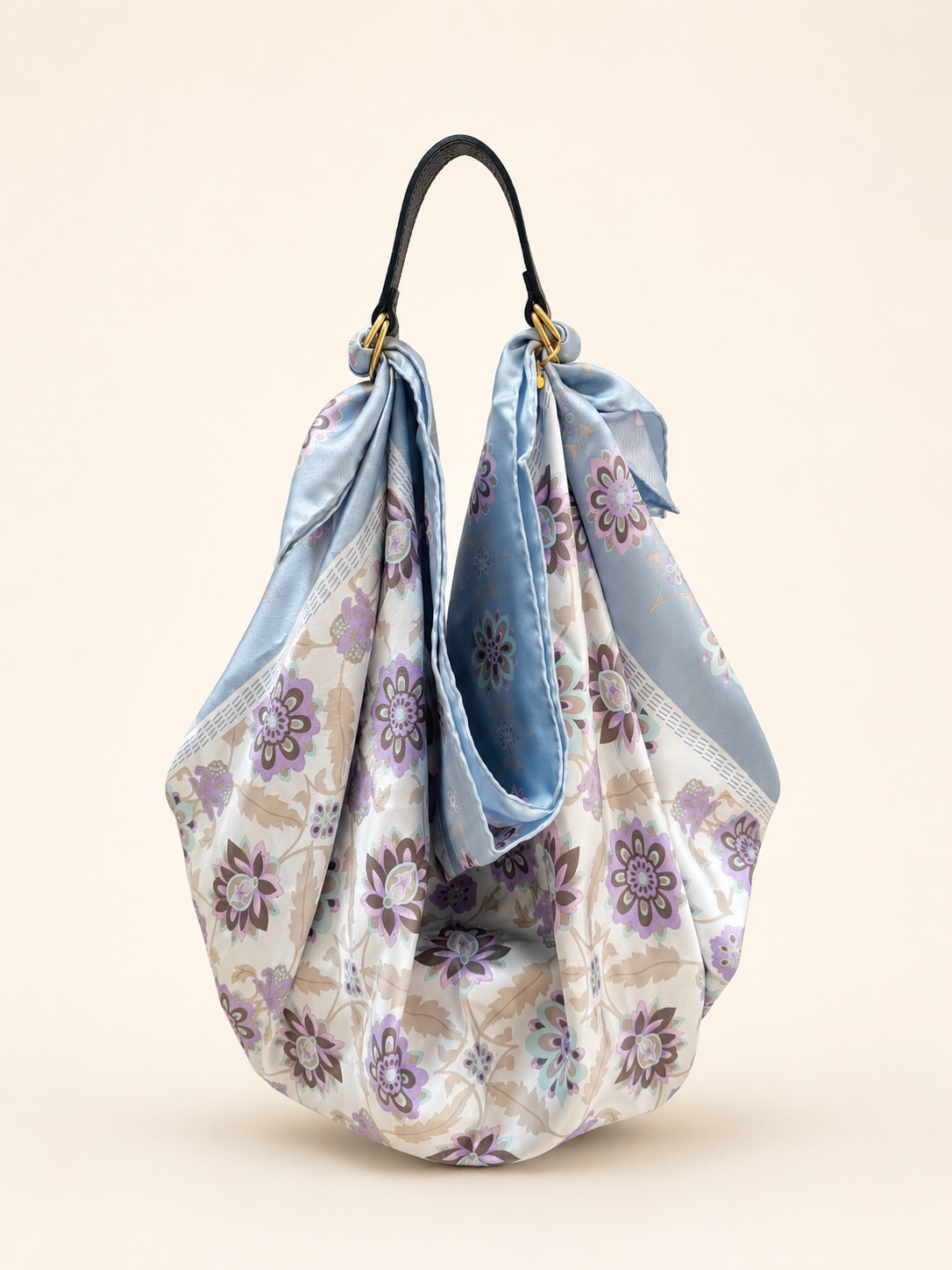 Le Noué — Vintage Loewe Silk Carré, Lotus Floral