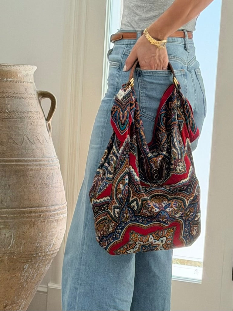 Le Noué — Vintage Yves Saint Laurent Silk Carré, Paisley