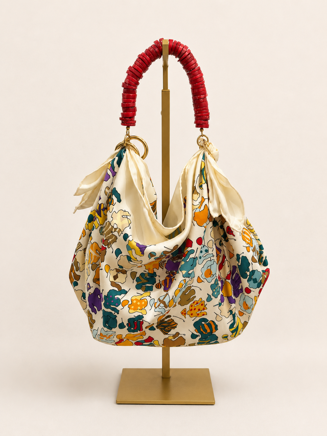 Le Noué — Vintage Hermès Silk Petite, La Ronde des Jockeys
