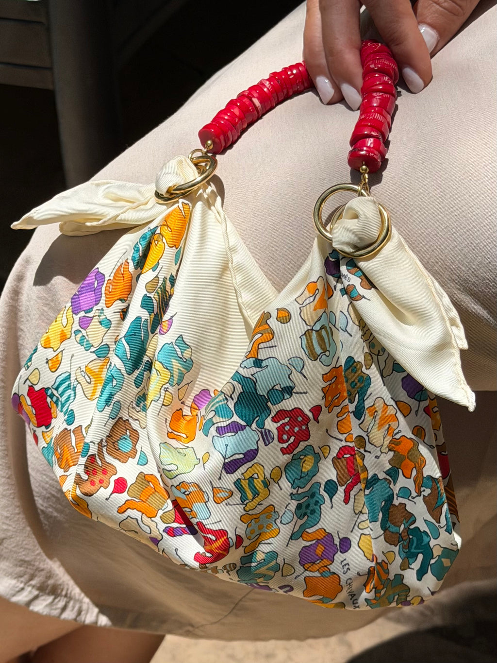 Le Noué — Vintage Hermès Silk Petite, La Ronde des Jockeys