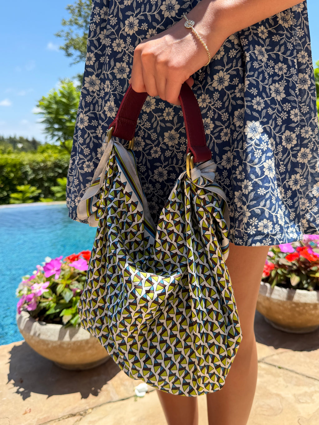 Le Noué — Silk Midi, Chartreuse Geo